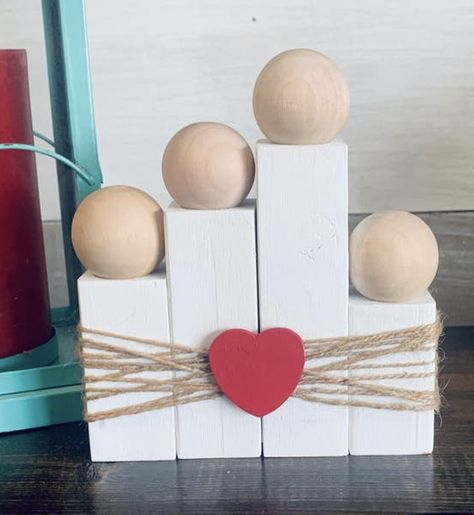 Jenga Block People, Dollar Tree Block Crafts, Jenga Block Crafts Valentines, Wood Block Crafts Family, Valentine Blocks Diy Wood Crafts, Wooden Block Families, Wooden Block Family, Block Family, Wood People