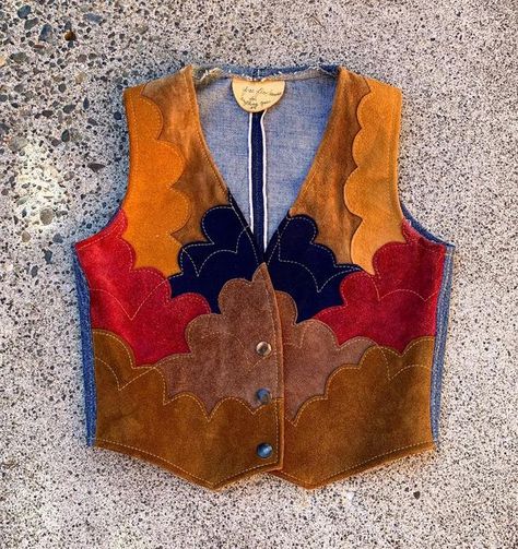 Denim Vest Outfit, Cowboy Vest, 70s Clothing, 60s And 70s Fashion, Vintage Vest, Selvedge Denim, So Thankful, Vest Fashion, Vest Outfits