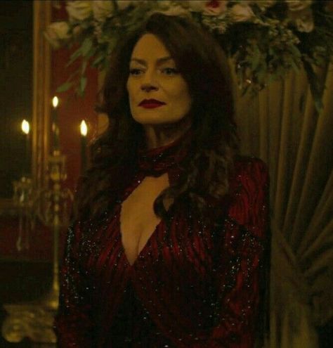 Lilith Chilling Adventures Of Sabrina, Sabrina Adventures, Lilith Costume, Witch Academia Aesthetic, Madam Spellman, Lizard People, Miles Mckenna, Michelle Gomez, Sabrina Witch