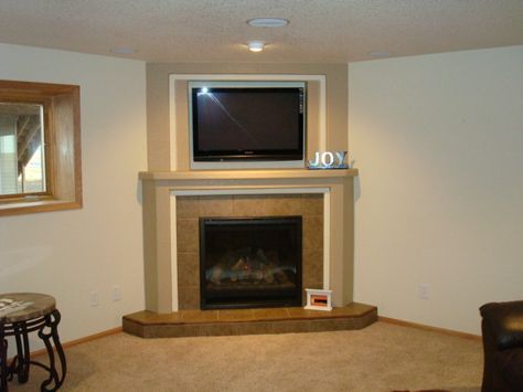 / Corner Fireplace Mantels, Corner Fireplace Decor, Corner Electric Fireplace, Electric Fireplace With Mantel, Corner Gas Fireplace, Fireplaces Layout, Country Fireplace, Tv Over Fireplace, Basement Fireplace