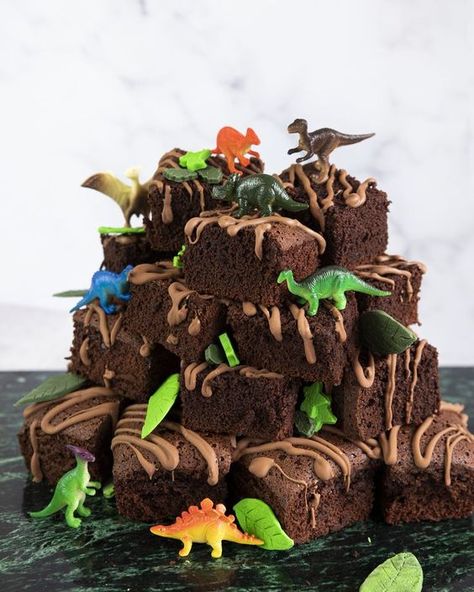 Dinosaur Brownie Cake, 3rd Birthday Dinosaur Photoshoot, Dino Party Treats, Dino Brownies, Fondant Dinosaur Cake, Dinosaur Birthday Dessert Table, Dinosaur Brownies, Modern Dinosaur Birthday Party, Dino Dessert Table