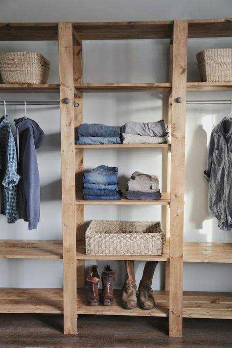 love this... Build a Industrial Style Wood Slat Closet System with Galvanized Pipes | Free and Easy DIY Project and Furniture Plans Farmhouse Walk In Closet, Remodeled House, Wood Closet Shelves, Organiser Son Dressing, Cupboard Closet, Organizar Closet, Bedroom Closet Storage, Diy Rangement, Closet Remodel