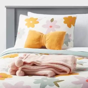 Kids’ Bedding Sets : Target Kids Twin Bed, Yellow Decorative Pillows, Pink Throw Blanket, Queen Bedding, Pink Throws, Pink Throw Pillows, Kids Bedding Sets, Comforter Bedding Sets, Pillow Fort