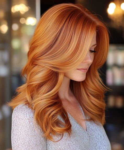 Copper Hair With Blonde Balayage, Lowlights For Redheads, Copper Hair With Blonde, Bright Copper Hair, Copper Ginger, Wise Wizard, Ginger Hair Dyed, Copper Hair Color Ideas, Lob Cut