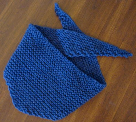 Knit Scarf Pattern, Triangle Scarf Crochet Pattern, Garter Stitch Scarf, Easy Scarf Knitting Patterns, Shawlette Pattern, Crochet Triangle Scarf, Blue Garter, Knitting Patterns Free Scarf, Knit Projects