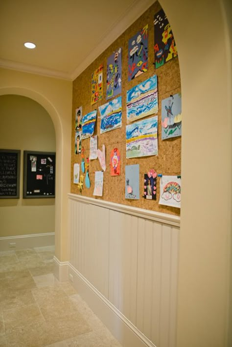 Bulletin Board Hallway, Cork Board Wall Ideas Office, Mudroom Desk, Kids Art Display, Cork Board Wall, Tack Board, Displaying Kids Artwork, Display Artwork, Art Display Kids