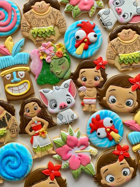 Moana Cakesicles, Moana Sugar Cookies Decorated, Moana Cookies Birthday, Moana Sugar Cookies, Moana Cakepops, Moana Theme Cookies, Moana Cookies Decorated, Moana Royal Icing Cookies, Moana Cookies