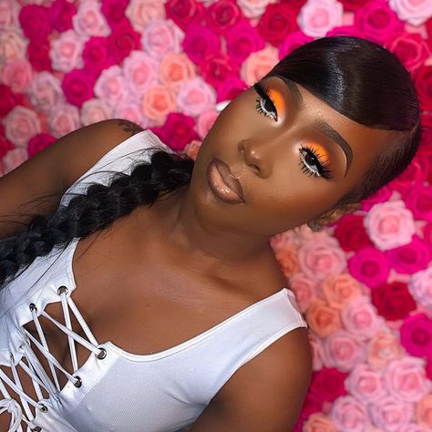 Orange Eyeshadow Looks, Prom Things, Orange Eye Makeup, Birthday Makeup Looks, Brown Girls Makeup, Orange Eyeshadow, Glitter Makeup Looks, Original Makeup, Orange Makeup