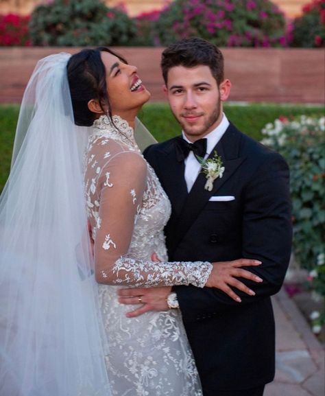 Priyanka Chopra Wedding, Plain Wedding Dress, Classy Dress Outfits, Wedding Prep, Nick Jonas, Bridal Hair And Makeup, Dreamy Wedding, Priyanka Chopra, Wedding Dress Inspiration