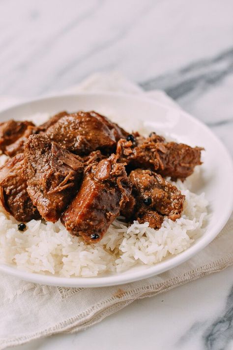 Pork Adobo - The Woks of Life Filipino Pork Adobo, Pork Adobo Recipe, Short Recipes, Pork Adobo, Wok Of Life, Adobo Recipe, Woks Of Life, The Woks Of Life, Pork Recipe