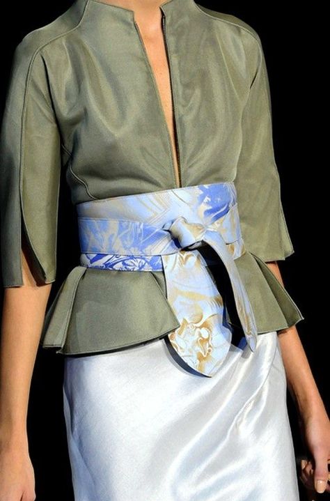 Glamorous Chic Life, Stile Casual Chic, Elegante Y Chic, Mode Kimono, Obi Belt, Stil Inspiration, Batik Dress, Kimono Fashion, Mode Style