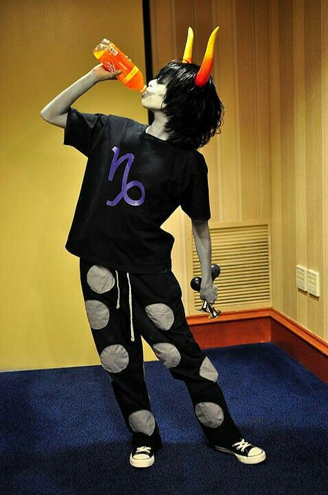 Gamzee cosplay! Gamzee Cosplay, Gamzee Homestuck, Homestuck Gamzee, Gamzee Makara, Homestuck Cosplay, Cosplay Idea, Dat Boi, Home Stuck, Tik Tok Videos Funny