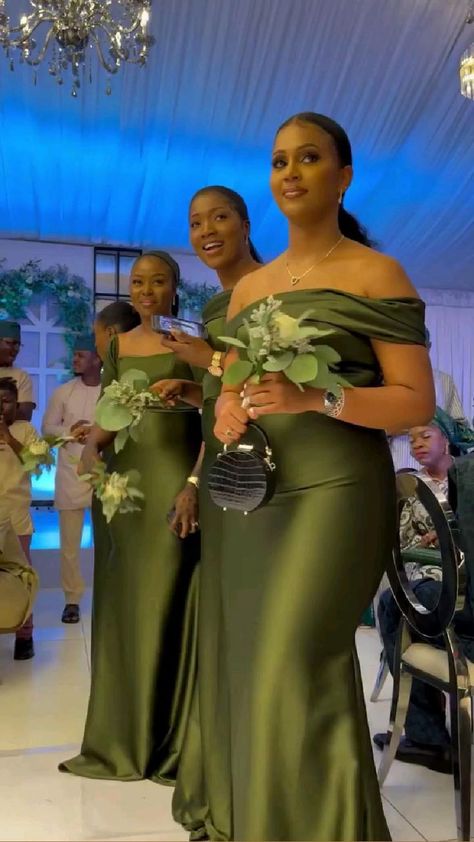 Braids Maid Dresses, Green Long Dress, African Bridesmaids, Olive Green Bridesmaid Dresses, Green Dress Outfit, Latest Bridesmaid Dresses, African Bridal Dress, African Bridesmaid Dresses, Gorgeous Bridesmaid Dresses