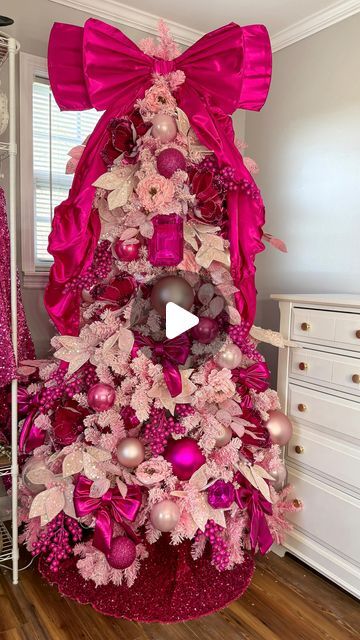 Savannah 🍕 on Instagram: "I’m so torn 🙃 I love the flowers but it’s also the year of the bow 🎀 Which one should I use?! Traditional or Bow?! 😍 #pinkmas #kingofchristmas #pinkmasaesthetic #pinkmasfind #pinkchristmas #pinkchristmastree #pinkbowchristmas #christmasbow #christmasbows #treetopper #christmastreebows #kingofchristmaspinktree" Fushia Christmas Tree Decorations, Valentine's Tree Ideas, Easter Christmas Tree Ideas, Valentines Day Tree Ideas, Valentine Tree Ideas, Valentine Christmas Tree, Valentine Trees, Valentines Tree, Bow Decorations