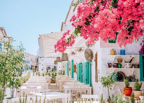 The Cute and Charming town of Alacati Istanbul Hagia Sophia, Alacati Turkey, Affordable Honeymoon Destinations, Istiklal Street, Tropical Honeymoon Destinations, Turkish Aesthetic, Turkey Itinerary, Istanbul Trip, Turkey Summer