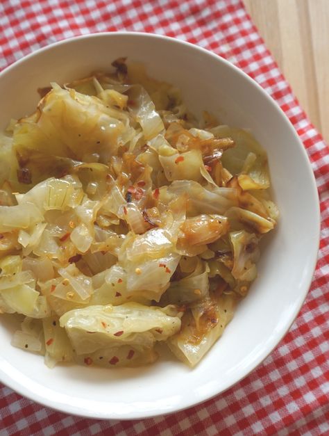 Fried Cabbage Recipe, Cabbage Recipes Southern, Vegetarian Recipes For One, Fried Cabbage Recipes, Southern Fried Cabbage, Lord Have Mercy, Sauteed Cabbage, Braised Cabbage, Vegetable Side Dish