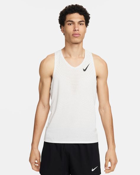 Nike AeroSwift Men's Dri-FIT ADV Running Vest. Nike CA Nike Aeroswift, Nike Gifts, Running Singlet, Running Vest, T Shorts, Nike Fashion, Sporty Outfits, Sport Football, The Worst