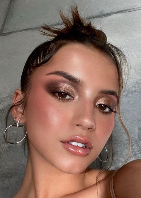 Fall Eyeshadow Looks, Neutral Makeup Look, Fall Makeup Trend, Wedding Guest Makeup, Dag Make Up, Elegantes Makeup, Cute Eyeshadow Looks, Mekap Mata, Bold Makeup Looks