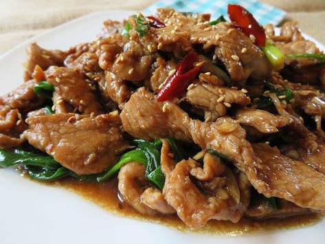 Mongolian Pork Tenderloin Mongolian Pork, Beef Mongolian, Pork Fillet Recipes, Mongolian Recipes, Beef Cheeks Recipe, Chinese Pork Recipes, Asian Pork Tenderloin, Pork Belly Recipes Crispy, Fried Pork Tenderloin