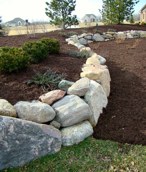 Cerca Natural, River Rock Landscaping, Landscaping Retaining Walls, Landscaping With Boulders, Rock Garden Landscaping, Rock Wall, Have Inspiration, River Rock, Landscaping With Rocks