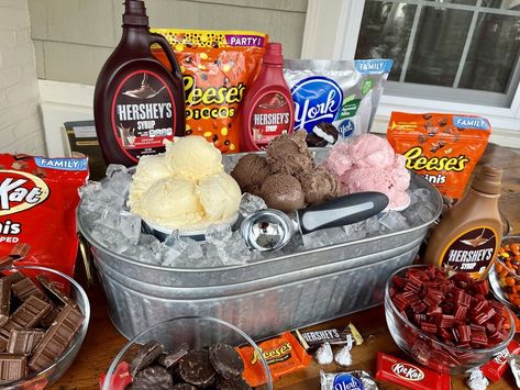 A DIY Hershey Ice Cream Sundae Bar Ice Cream Buckets Repurpose, Ice Cream Sundae Bar Ideas, Sundae Bar Ideas, Diy Sundae Bar, Diy Sundae, Sundae Party, Tailgate Ideas, Ice Cream Sundae Bar, Ice Cream Stand