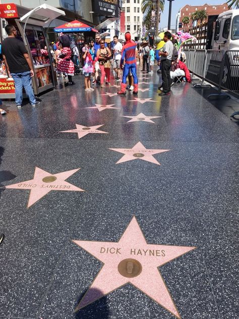 Stars on Hollywood Boulevard Beverly Hills Shopping, Homecoming Floats, Hollywood Scenes, Beverly Hills Cop, Birthday Party At Home, Hollywood Girls, La Baby, Old Hollywood Movies, Hollywood Boulevard