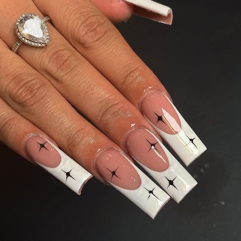 Tip Acrylics, Tiktok Nails, French Tip Acrylics, French Tip Nail Designs, Bling Acrylic Nails, Summer Acrylic Nails, Acrylic Nail Art, Acrylic Nails Coffin, Glitter Stars