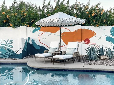 6 Colorful Mural Ideas to Try Outside | Architectural Digest Mid Modern House, Exterior Murals, Arizona Backyard, Arizona Vacation, Haute House, Arizona Landscape, Colorful Murals, Mural Ideas, Exterior Makeover