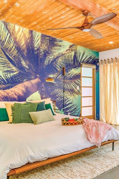 Hawaiian Bedroom Ideas, Hawaiian Bedroom, Palm Print Wallpaper, Home Ideas Kitchen, Tropical Bedroom, Palm Springs House, Home Drawing, Drawing Home, Swiss Miss