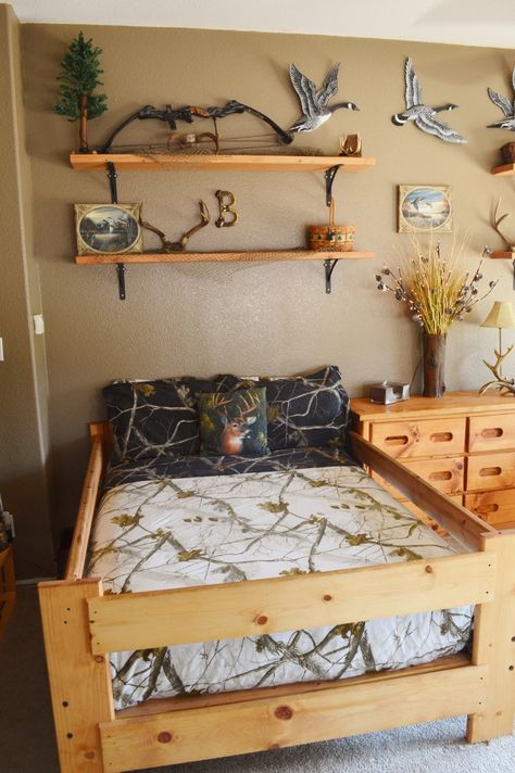 Rustic Hunt Theme Boys Room Boys Hunting Theme Bedroom, Hunting Bedroom For Boys, Hunting Boys Room, Hunting Kids Room, Boys Hunting Bedroom Ideas, Rustic Boys Bedroom, Hunting Theme Room, Pax Bedroom, Hunting Room Ideas