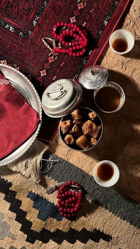 Ramadan Photoshoot, Arabic Aesthetic, Lebanese Breakfast, Arab Aesthetic, Eid Hampers, Small Couch, Arabic Coffee, Arab Culture, Space Artwork