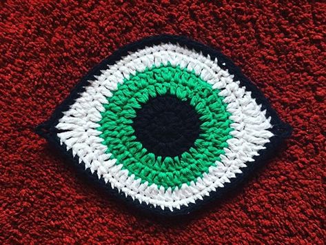 Talisman Eye Crochet Pattern Eye Crochet Pattern, Eye Crochet, Purses Patterns, Stitch Purse, Crochet Shell, Crochet Eyes, Crochet Shell Stitch, Crochet Weaves, Shell Stitch