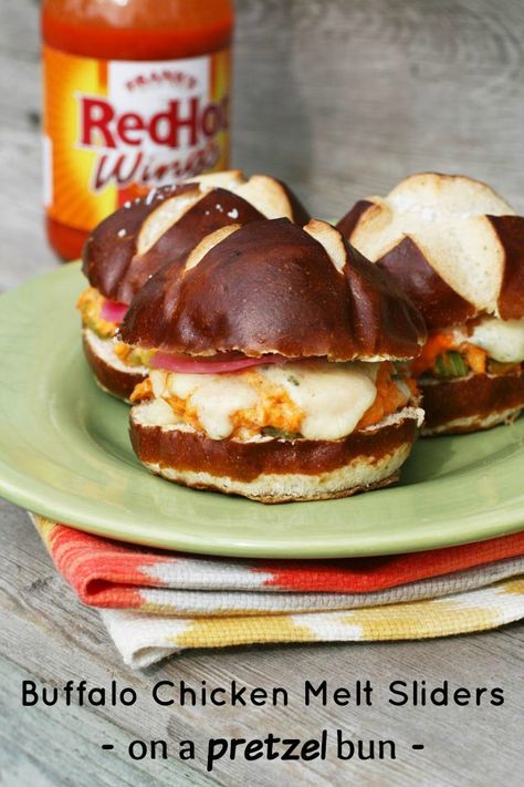 Pretzel Roll Sandwich, Buffalo Chicken Melt, Pretzel Buns Sandwich, Pretzel Bun Sliders, Pretzel Bun Recipe, Pretzel Roll, Chicken Melt, Patty Melt Recipe, Pickled Red Onion