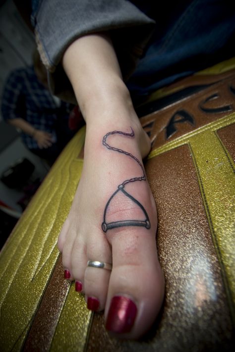 Tattoo for sock knitting, water ski rope represents holding on through rough times Waterski Tattoo, Skiing Tattoo Simple, Small Tattoos Skiing, Crossed Skis Tattoo, Rowing Tattoo, Wakeboard Tattoo, Skiing Tattoo, Wakeboard Storage, Rope Tattoo