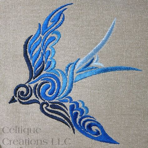 Celtic Wren Tattoo, Celtic Bird Design, Celtic Wings Tattoo, Celtic Bird Tattoo, Bird Messenger, Blue Bird Tattoo, Celtic Bird, Bird Tattoo Ideas, Bluebird Tattoo