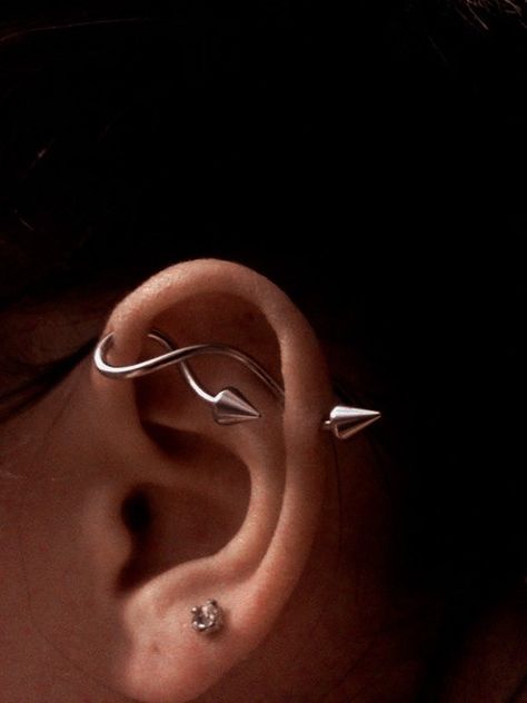 Unique Ear Cuffs, Constellation Piercings, Cartilage Piercing Stud, Simple Ear Cuff, Men's Piercings, Industrial Piercing Jewelry, Ear Piercings Chart, Multiple Ear Piercing, Types Of Ear Piercings