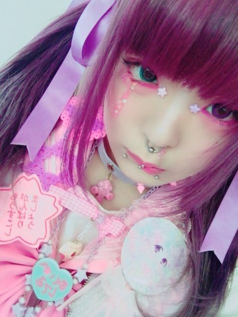 Menhera Makeup, Fairy Kei Makeup, Kuua Oyasumi, Menhera Aesthetic, Yumi Kawaii, Creepy Cute Fashion, Fairy Kei Fashion, Yume Kawaii, Kei Visual