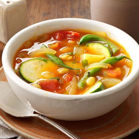 Summer Vegetable Soup Summer Vegetable Soup, Best Vegetable Soup Recipe, Summer Soup Recipes, Garden Vegetable Soup, Hearty Vegetable Soup, Vegetarian Soup Recipes, Summer Soup, Stone Soup, Vegetable Soup Recipes