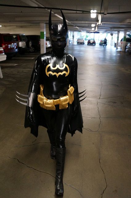 Batgirl (Cassandra Cain) #cosplay | Flickr - Photo Sharing! Cassandra Cain Cosplay, Batwoman Cosplay, Batman Unlimited, Batgirl Cassandra Cain, Batgirl And Robin, Batgirl Cosplay, Queen Cosplay, Armadura Cosplay, Batman Collectibles