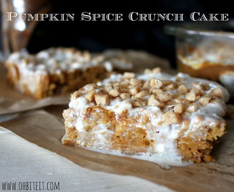 ~Pumpkin Spice Crunch Cake! Pumpkin Crunch Cake, Pumpkin Crunch, Crunch Cake, Spice Cake Mix, Piece Of Cake, Pumpkin Dessert, Fall Desserts, Eat Dessert, Sweets Treats