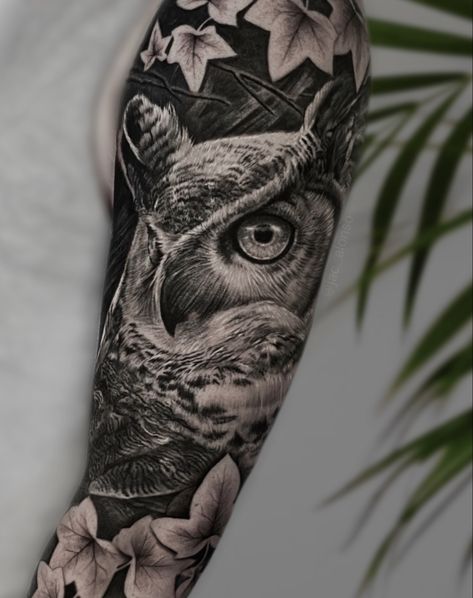 Nature sleeve by @jac_alonso done in Manhattan New York. Tattoodo Nature Sleeve, Realistic Owl Tattoo, Tattoos Forearm, Half Sleeve Tattoos Forearm, Manhattan Ny, Owl Tattoo, Half Sleeve Tattoo, Manhattan New York, Forearm Tattoos