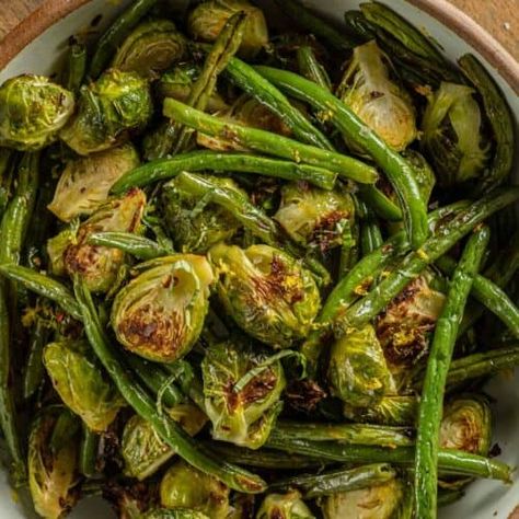 Roasted Green Beans and Brussel Sprouts - Lauren from Scratch Green Beans Brussel Sprouts Recipe, Brussel Sprouts And Green Beans Recipes, Roasted Green Beans And Brussel Sprouts, Green Beans And Brussel Sprouts, Beans And Brussel Sprouts, Air Fried Green Beans, Roasted Sprouts, Bacon Brussel Sprouts, Roasted Green Beans