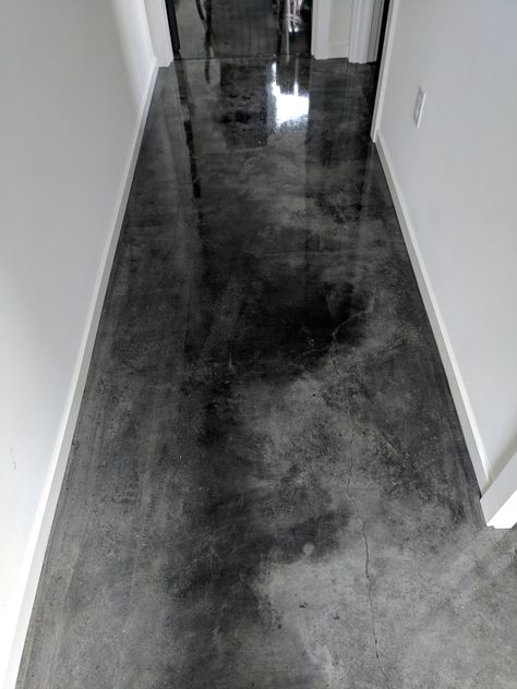 Black And Grey Stained Concrete, Glazed Concrete Floor, Concrete House Floor, Black Cement Floor, Painted Concrete Basement Floor Ideas, Cement Floor Ideas Paint Concrete, Gray Concrete Floors, Apoxy House Floor Concrete, Dark Concrete Floors