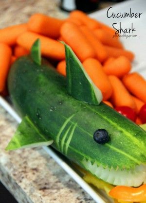 Cucumber Shark | 20+ Cute Fruit & Veggie Trays Sharknado Party, Shark Week Party, Shark Themed Birthday Party, Ocean Birthday, Decorações Com Comidas, Shark Birthday Party, Shark Themed, Shark Party, Veggie Tray