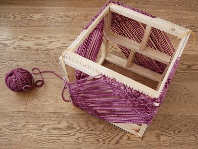 3D custom weaving loom. Instead of a large rectangle loom I designed this one more comfortable, useful and easy to store. Weave Installation, 3d Weaving, Small Weaving, Woven Image, Pin Loom, How To Be Creative, Loom Craft, Peg Loom, Rigid Heddle Weaving