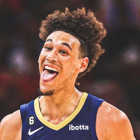 🌟Washed Lakers Vs Haters🌟 on Instagram: "Sources confirm the Lakers and center Jaxson Hayes have agreed to 2 year deal. Lakers view Hayes as physical center like they had in Dwight Howard in 2020." Jaxson Hayes, Dwight Howard, Basketball Pictures, Physics, Basketball, On Instagram, Quick Saves, Instagram