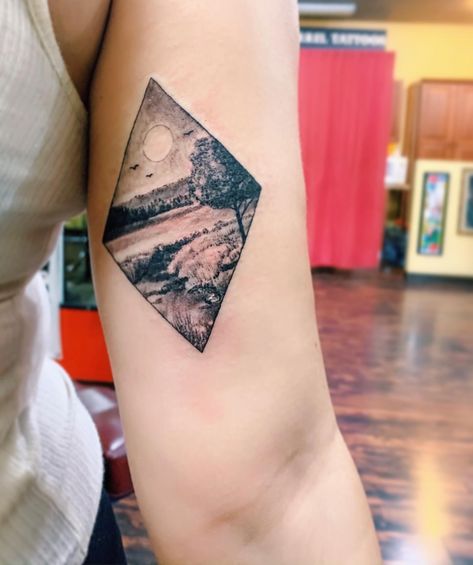 #tattoo #tattooinspiration #nature #art #countryside #diamondtattoo #tattooideas Countryside Tattoo, Virginia Tattoo, Art Countryside, Tattoo Nature, Tattoo Filler, Nature Tattoo, Diamond Tattoos, Landscape Tattoo, Tattoo Outline