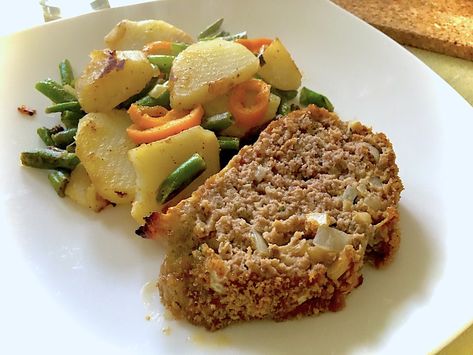 German Meatloaf – Classic Recipe from Germany - Meatloaf And Potatoes, German Meatloaf, German Salads, Meatloaf With Gravy, German Meat, Best German Food, Traditional German Food, German Food Authentic, Bavarian Recipes