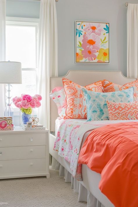 Dorm Room Ideas Yellow, Yellow Dorm Room Ideas, Yellow Dorm Room, Summer Bedroom Aesthetic, Luxury Dorm, Dorm Room Comforters, Luxury Dorm Room, Summer Bedroom Decor, Pink Dorm Rooms