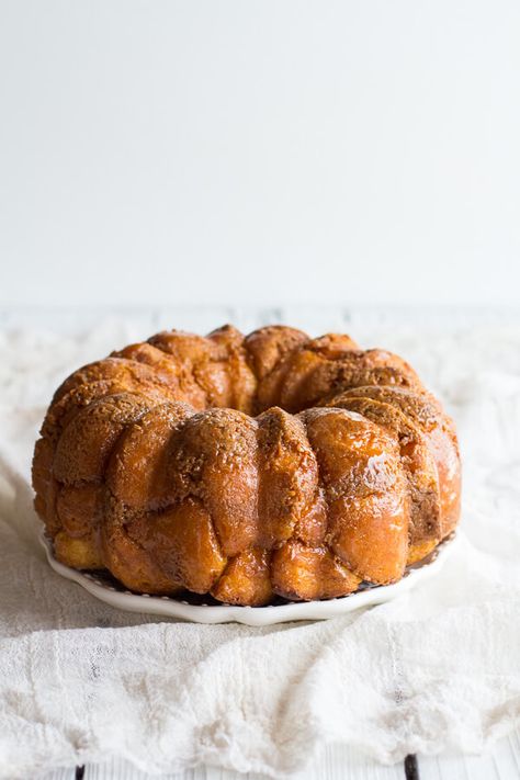 Mom’s Ridiculously Easy Butterscotch Monkey Bread | halfbakedharvest.com Bread Half Baked Harvest, Butterscotch Monkey Bread, Best Bundt Cake Recipes, Best Bundt Cake, Bundt Cake Recipes, Monkey Bread Recipe, Butterscotch Pudding, Half Baked, Bundt Cakes Recipes